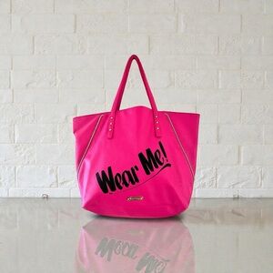 NWOT Hot Pink Juicy Couture “Wear Me” Tote Bag
